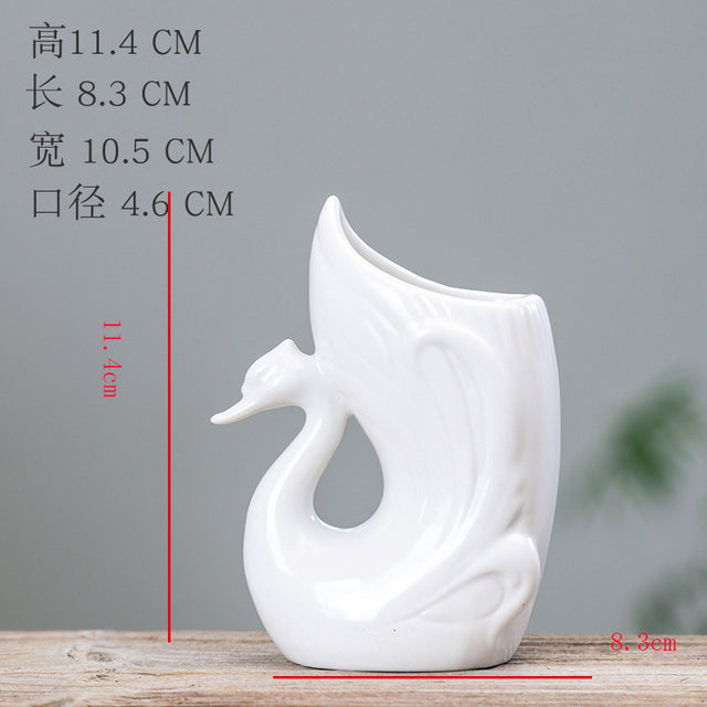 Horse and Swan Vases Moderne Vases