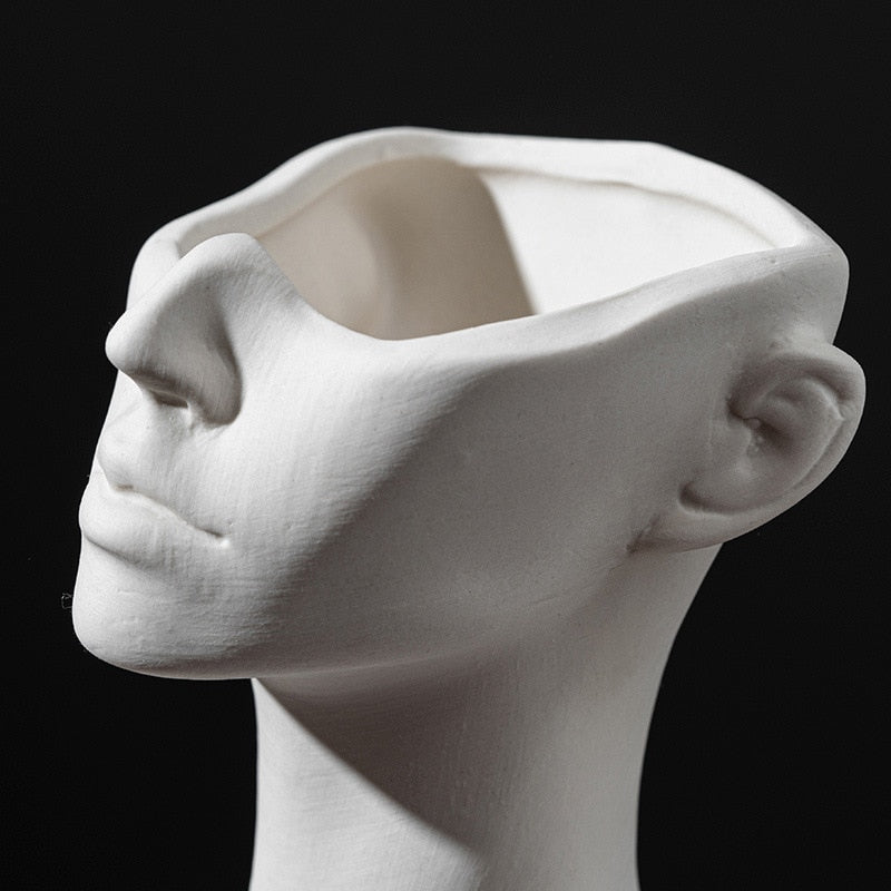 Feminine Silhouette Ceramic Vase Moderne Vases