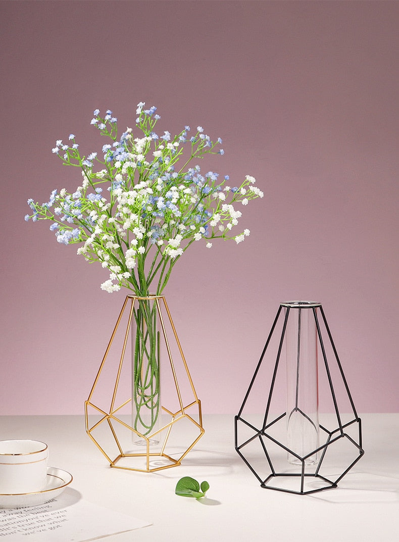 Nordic Glass and Metal Vases Moderne Vases
