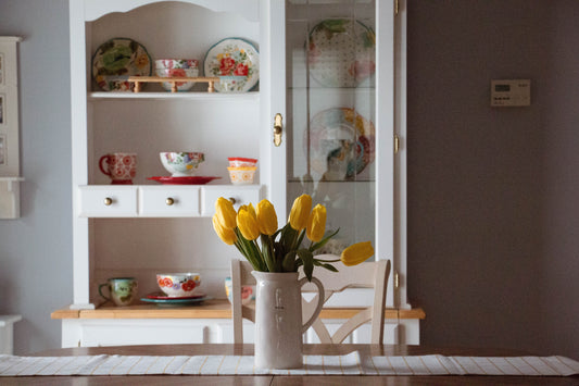 5 Benefits of Having Vases in Your Home: Improving Air Quality, Reducing Stress, and More!