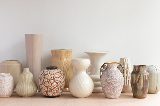 How to choose the right vase for a gift