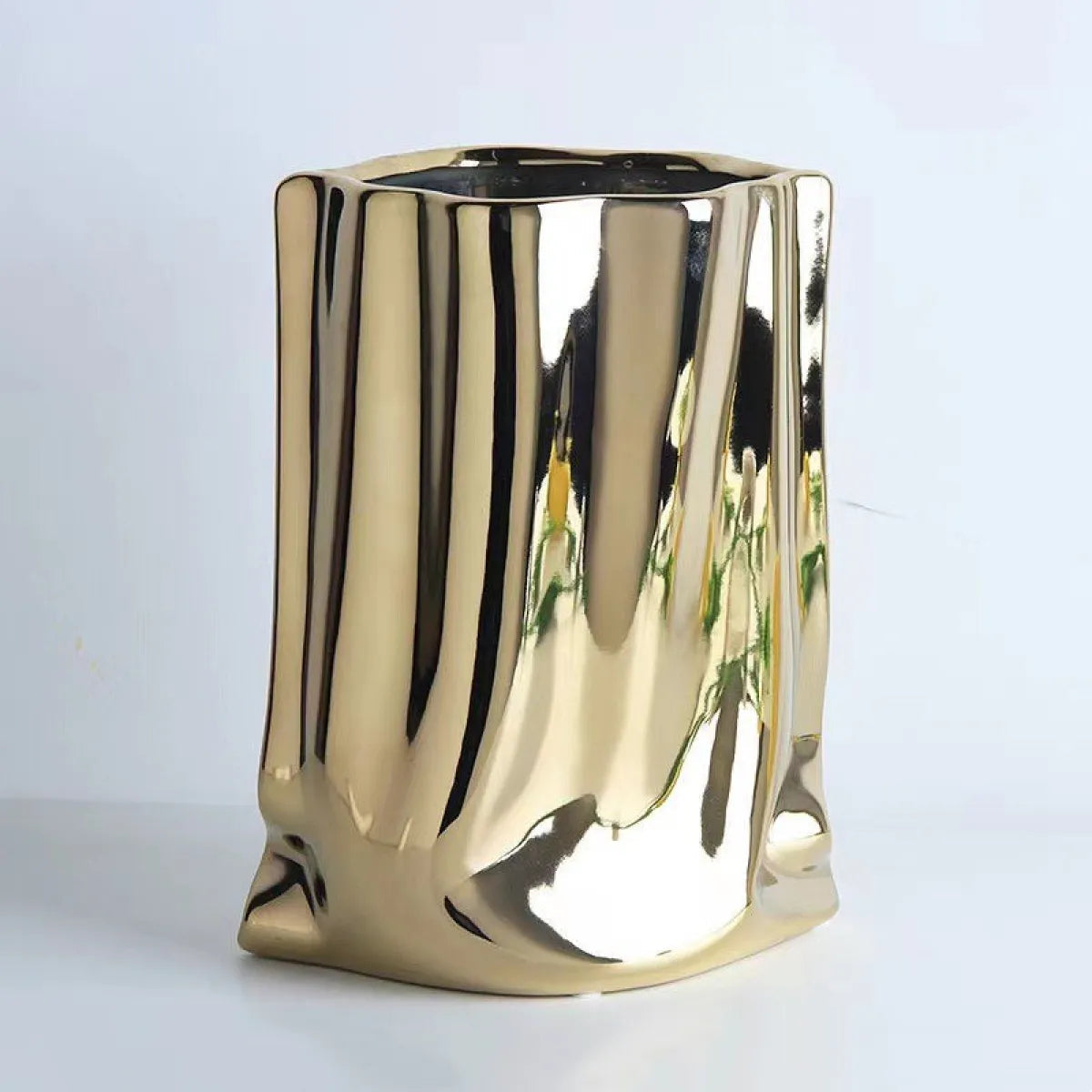 Luxury Ruffled Electroplated Ceramic Vase Moderne Vases