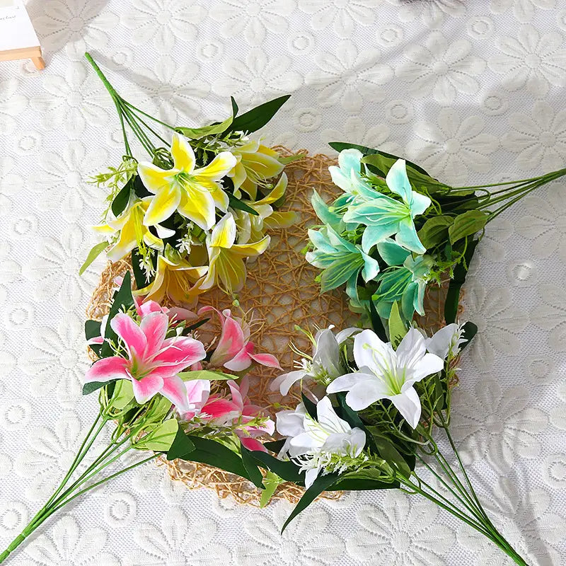 Lifelike Artificial Lily Flower Bouquet Moderne Vases
