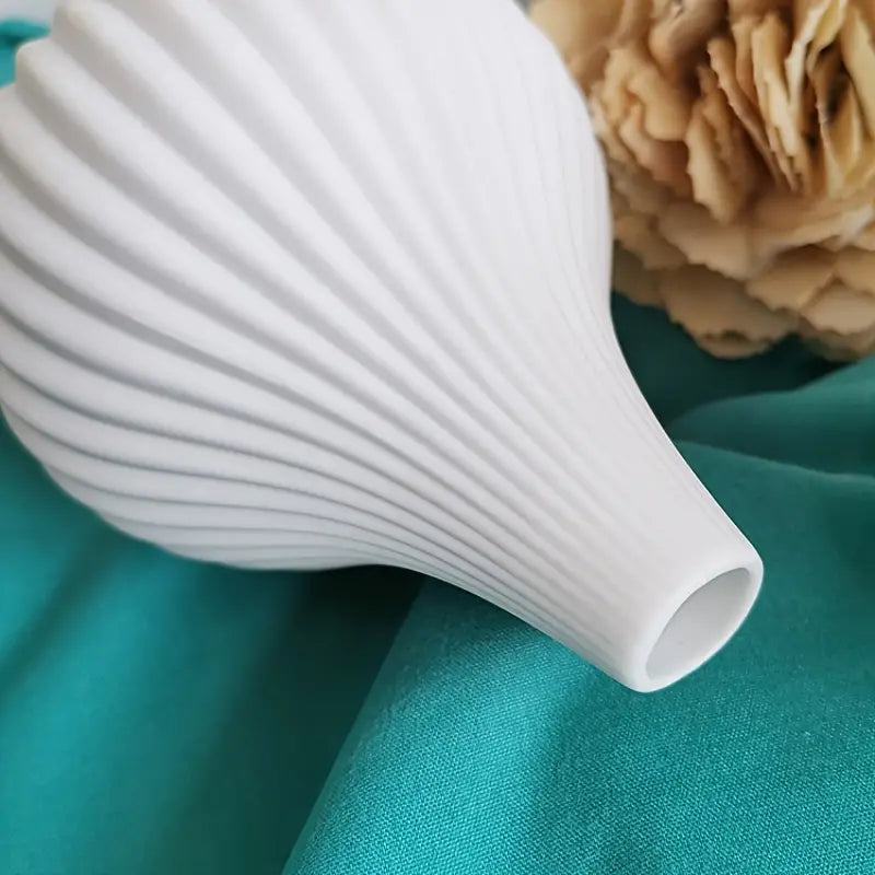 Modern White Ceramic Flower Vase Moderne Vases