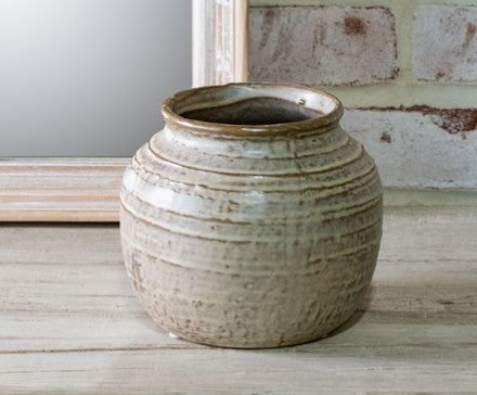 Milky Beige Ceramic Vase, 2 Size Options Thenestedfig