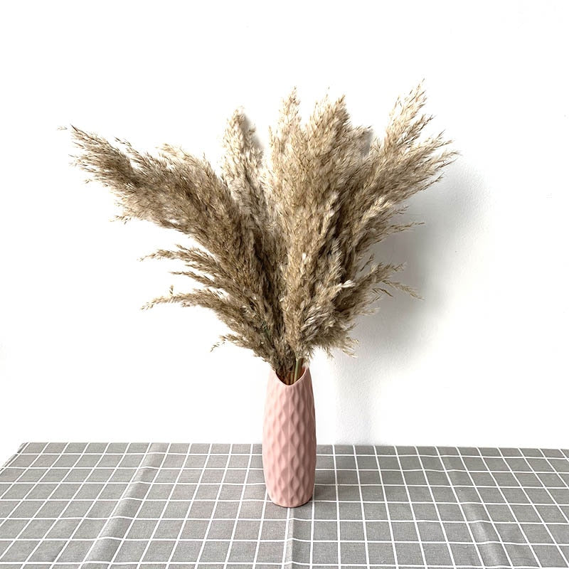 Moderne Vase with Pampas Grass Moderne Vases