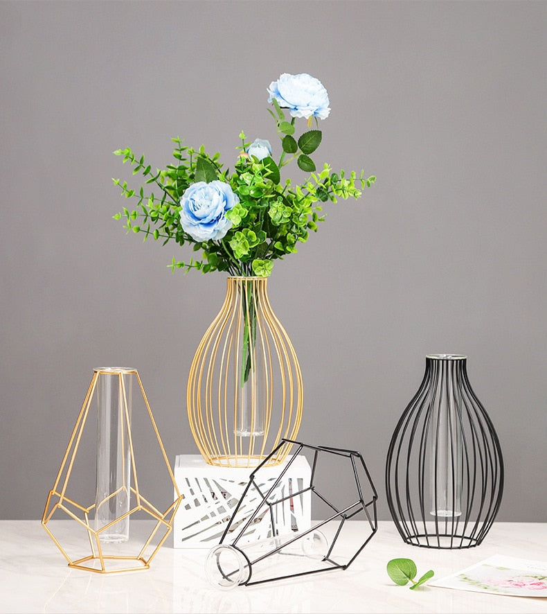 Nordic Glass and Metal Vases Moderne Vases