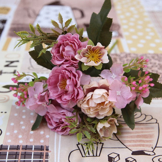 Vintage Silk Flower Bouquet Moderne Vases