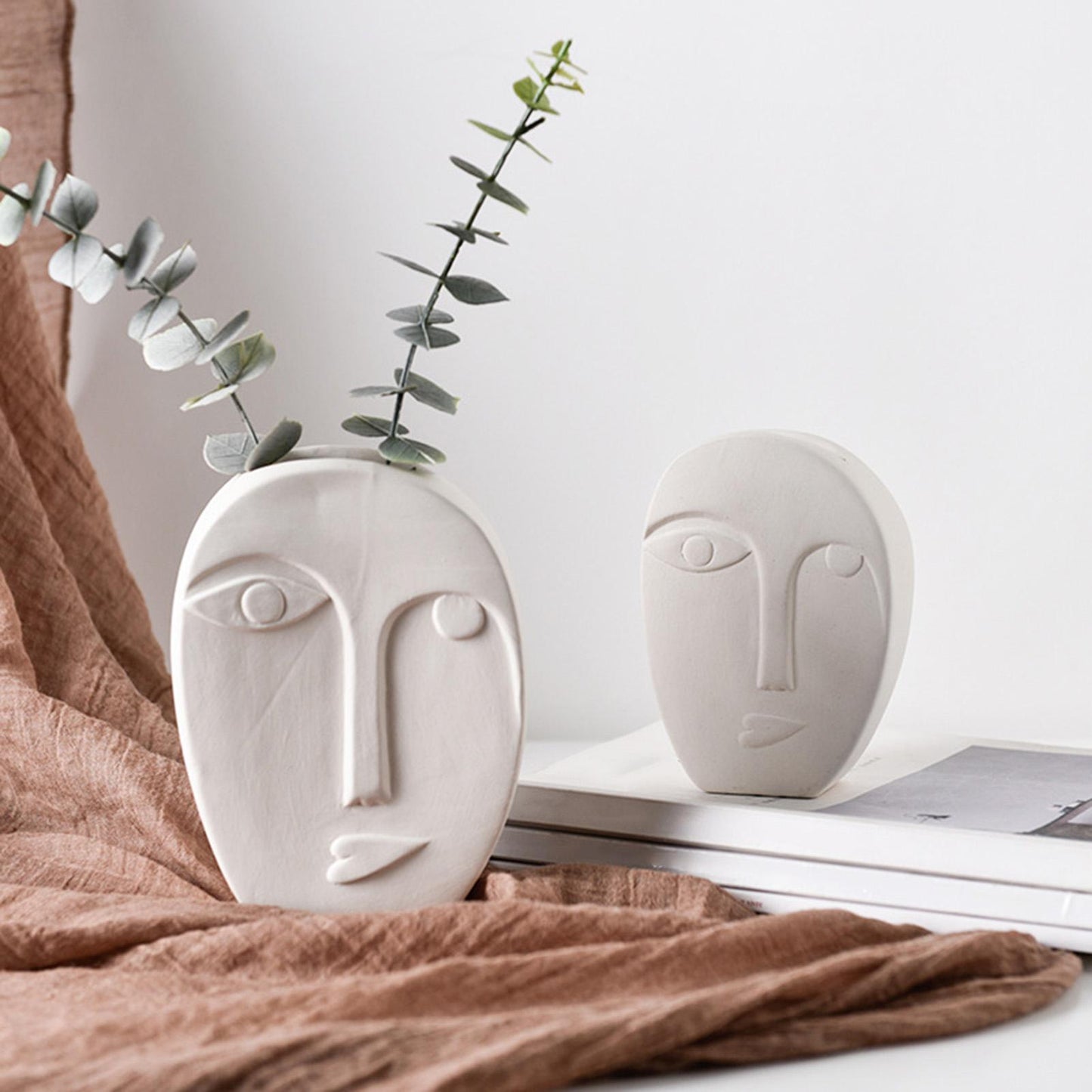 Faces Vases Moderne Vases